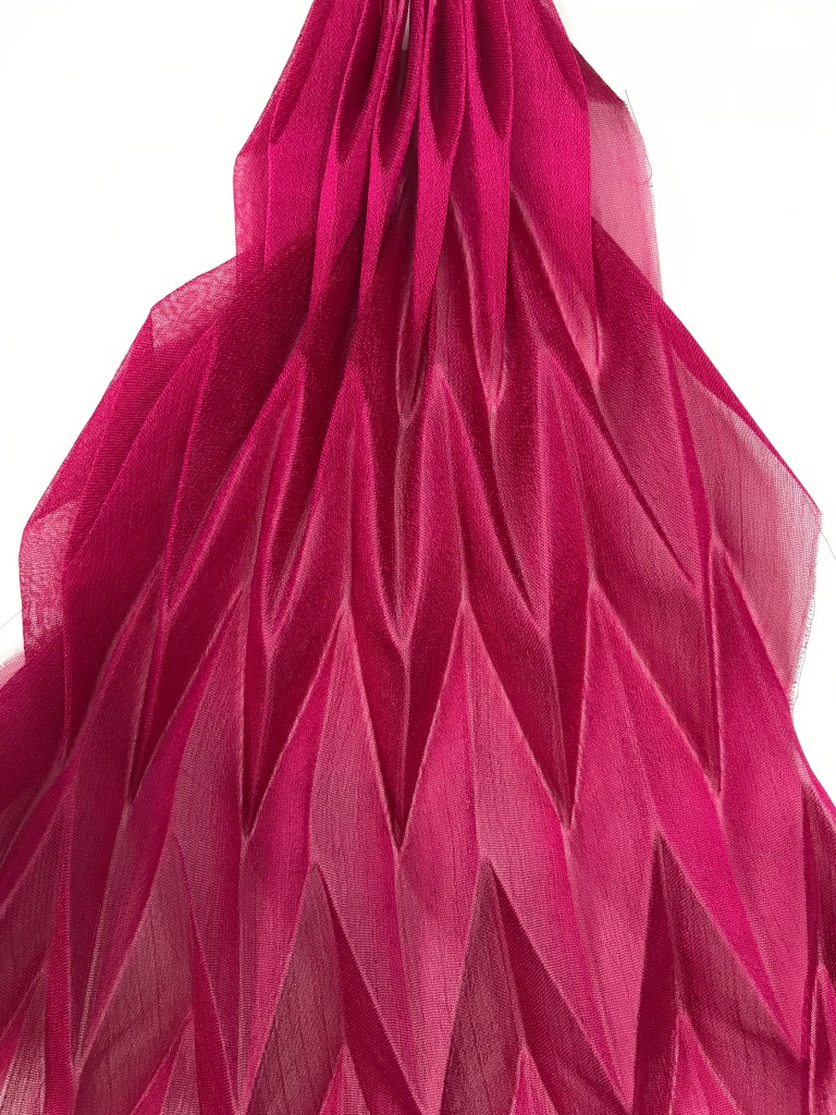 Advanced pleats - 100% polyester chiffon fabric.
